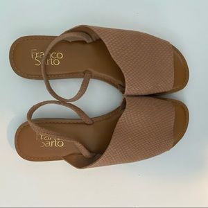 Franco Sarto sandals, excellent condition.